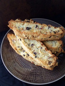 Currants and Almonds Biscotti photo credit: The Honest Kitchen