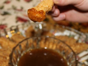 Pretzel Crusted Honey Mustard Chicken Tenders with Honey Mustard Dipping Sauce Pretzel Crusted Honey Mustard Chicken Tenders with Honey Mustard Dipping Sauce