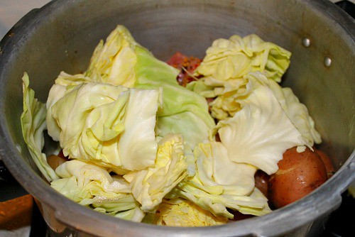 How to cook corned beef in a pressure cooker with cabbage and potatoes.