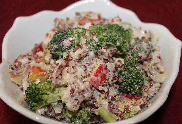 Broccoli and Quinoa Salad Recipe
