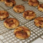 gluten-free snickerdoodle doughnuts with cinnamonchips, dairy-free donuts (640x427)