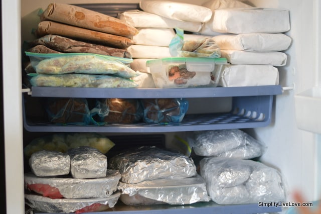 How to fill your freezer with meals in 30 minutes a day- recipes and tips