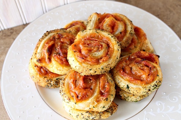 Puff-Pasty-Pizza-Wheels-Recipe-using-Pepperidge-Farms-Puff-Pastry-Sheets.jpg