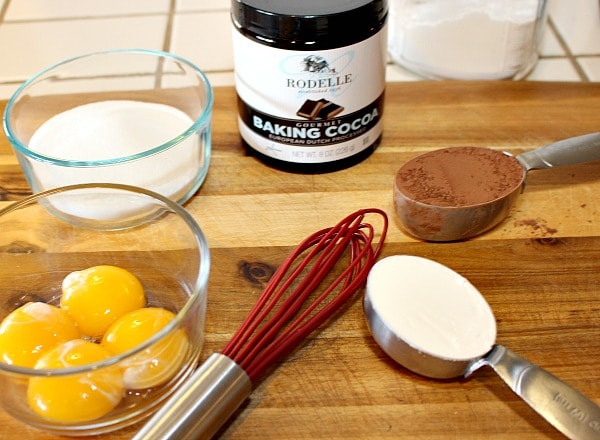 Ingredients for chocolate pudding