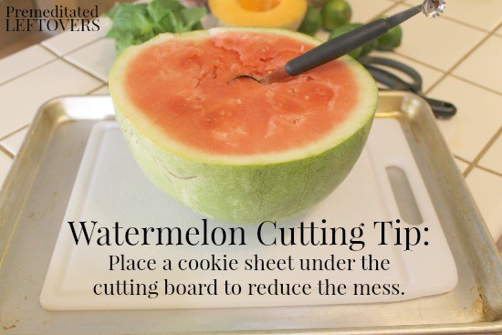 Watermelon cutting tip to reduce the mess