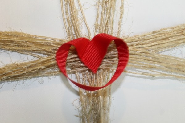 string heart close up