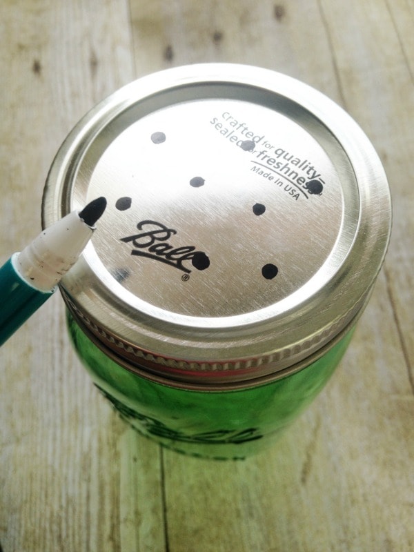 DIY sugar shaker tutorial using a canning jar