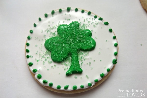 How to make Shamrock Sugar Cookies for St. Patrick's Day