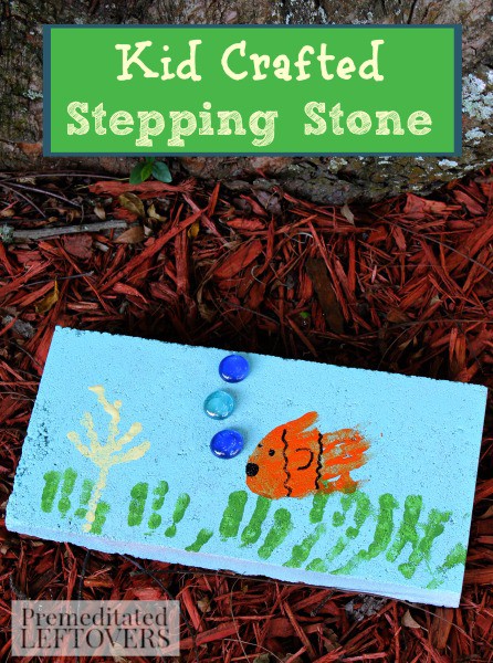 How to Make Painted Hand Print Stepping Stones - A tutorial for making painted hand print stepping stones with an ocean theme.
