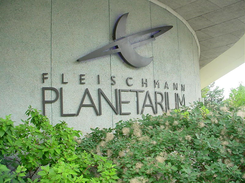 If your looking to beat the heat and entertain the kids, Fleischmann Planetarium has free activities and daily exhibits for your little space explorer.