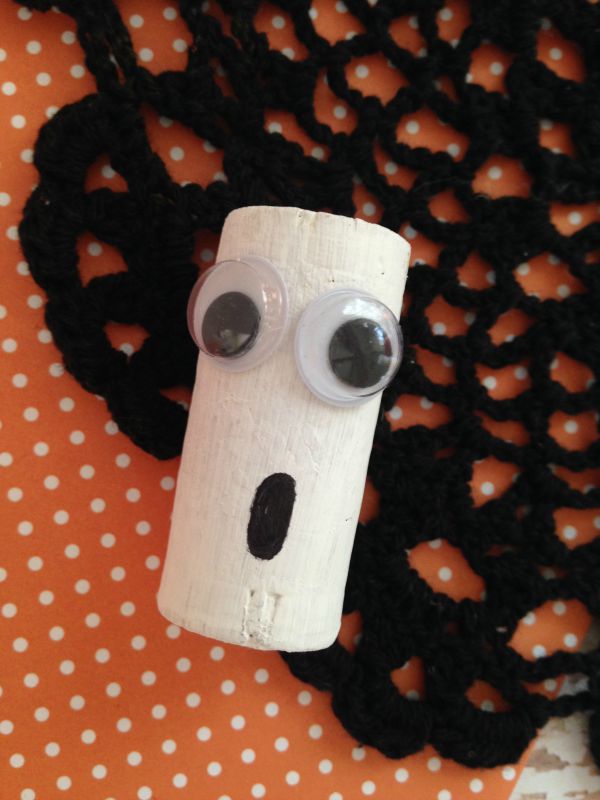 Halloween Cork Critter Craft for Kids ghost