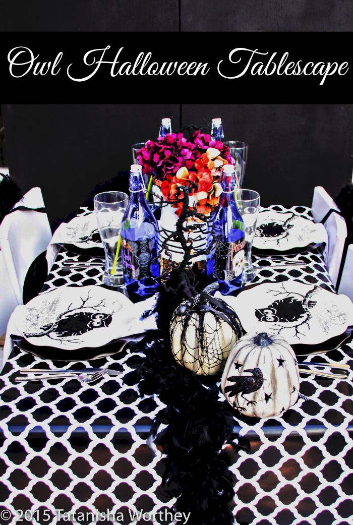 Owl Themed Halloween Tablescape- Here's a Halloween tablescape that is fun and classy. Your guests will be blown away by the festive details and owl charm.