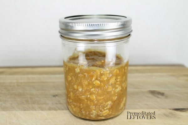 Pumpkin Pie Overnight Oatmeal - seal and refrigerate