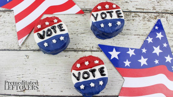 Celebrate your right to vote with these Non-Partisan Vote Button Chocolate Covered Oreos Recipe