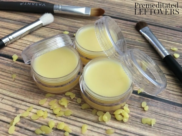 This Peppermint DIY Lip Balm is an ideal gift item everyone will love receiving! Soothing and refreshing, it is an inexpensive and easy gift to make!