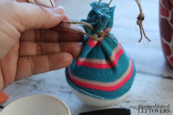 Snowman Christmas Ornament Craft- glue on hat