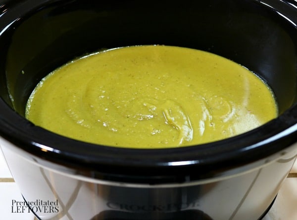 Slow cooker split pea soup recipe in the crock pot.
