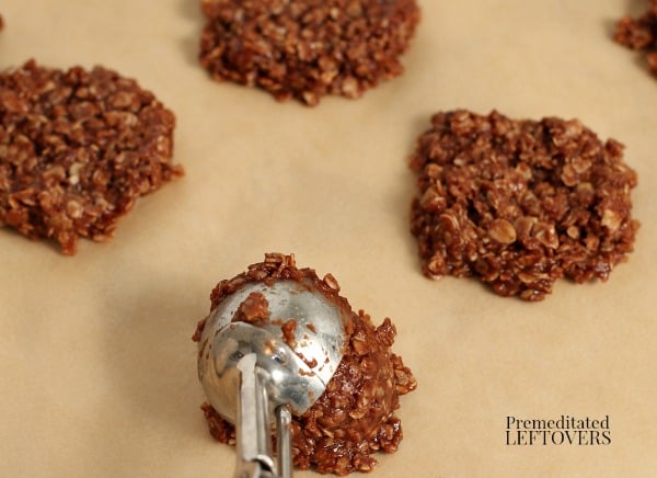 let no-bake cookies cool on parchment paper