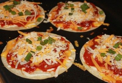 How to Make Pizza Quesadillas