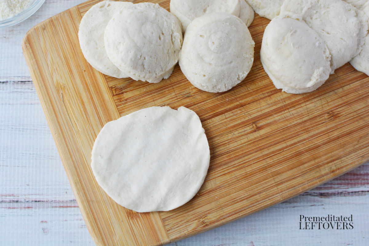 Use biscuit dough for pizza poppers