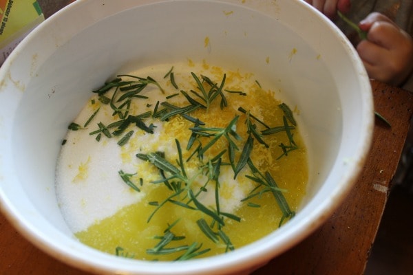 DIY Lemon & Rosemary Gardener's Hand Scrub