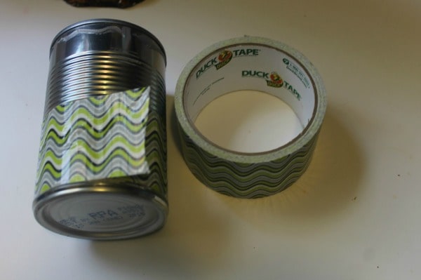 How to Make Tin Can Stilts and decorate them with duck tape