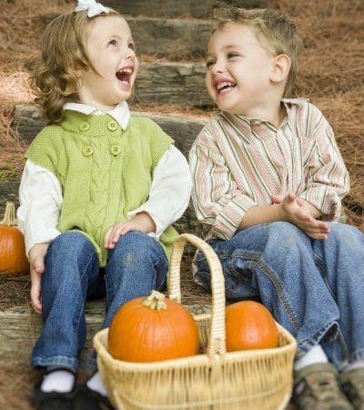 7 Ways to Keep Kids Busy on Thanksgiving- Keep these ideas handy so the kids stay happy and entertained while you are busy preparing Thanksgiving dinner.