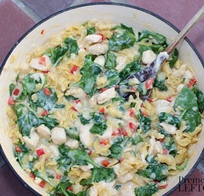 Chicken and Red Pepper Pasta with Spinach
