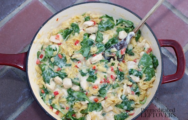 Chciken and Red Pepper Pasta with Spinach