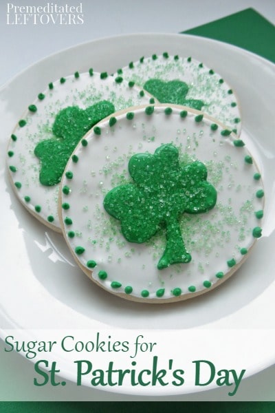 How to Make Shamrock Sugar Cookies - A Tutorial with pictures and Step by Step Instructions for Decorating Shamrock Sugar Cookies for St. Patrick's Day.