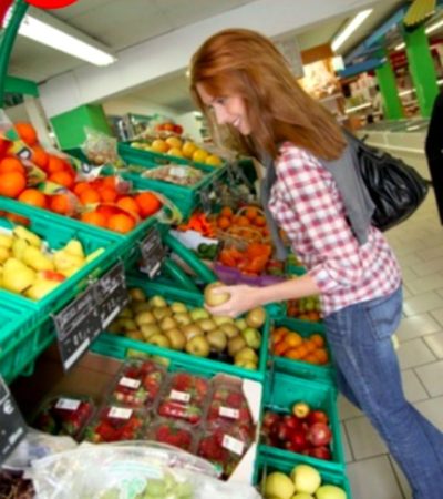 Spring Fruits and Vegetables to buy now to buy to save money and buy at the peak of freshness