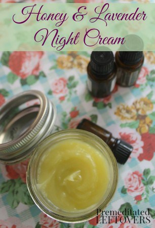 How to Make Homemade Honey and Lavender Night Cream