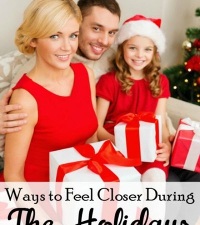 Ways to Connect with Family During the Holidays- Feel closer to your family this holiday season despite the rush. Here are some great ways to get started.