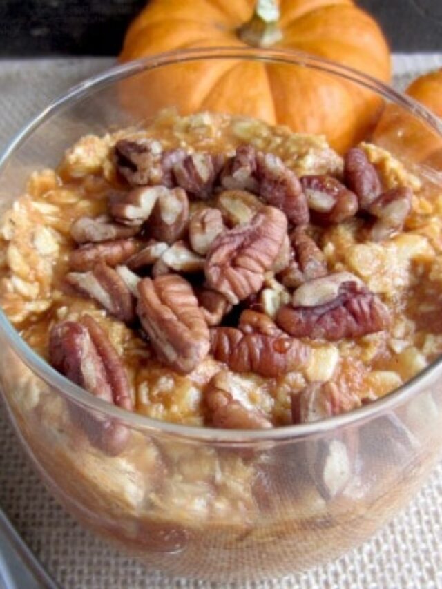 Delicious Pumpkin Pecan Overnight Oatmeal Story