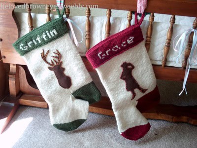 Hand Knit Christmas stockings from a free knitting pattern