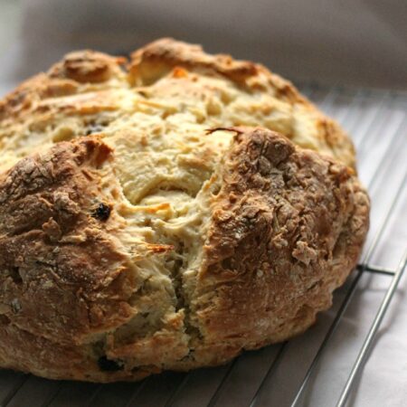 Irish Soda Bread Recipe - An easy, yeast-free bread recipe!