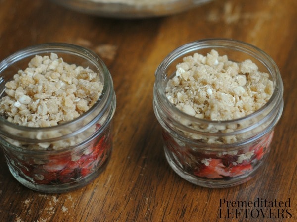 Mason Jar Strawberry Fruit Crisp Recipe- add crumble topping