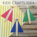 Superhero Sticks Craft for Kids- These Superhero Sticks are a great way to get kids' imaginations working. They'll love how easy they are to personalize!