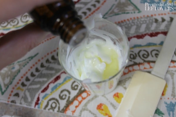 DIY After Sun Lotion with Essential Oils - adding oils