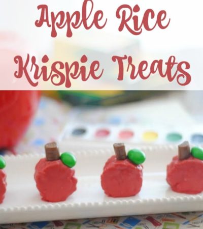 Mini Apple Rice Krispie Treats- These apple shaped Rice Krispie treats are an easy snack recipe to make. They are perfect for back to school and fall!