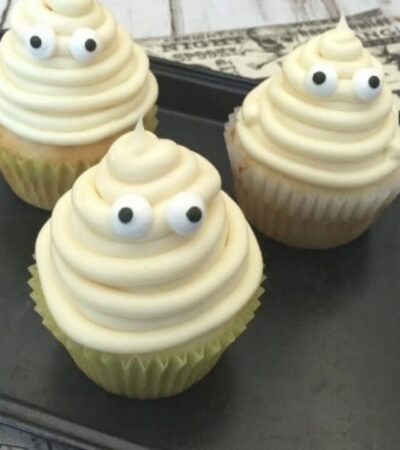 cropped-ghost-cupcakes.jpg