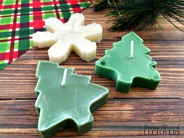Follow the easy tutorial for these Scented Cookie Cutter Christmas Candles. These homemade soy candles make perfect gifts for friends and family!