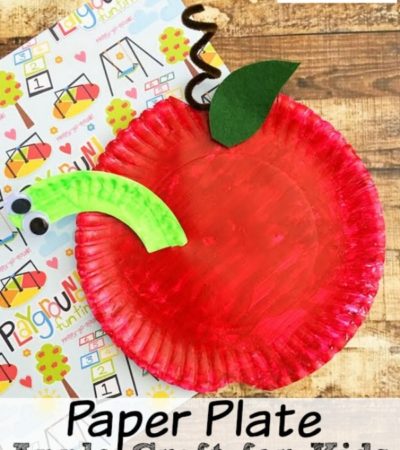 Paper Plate Apple Craft for Kids- This simple apple craft is a great way to introduce the letter A or celebrate the upcoming fall season with your kids.