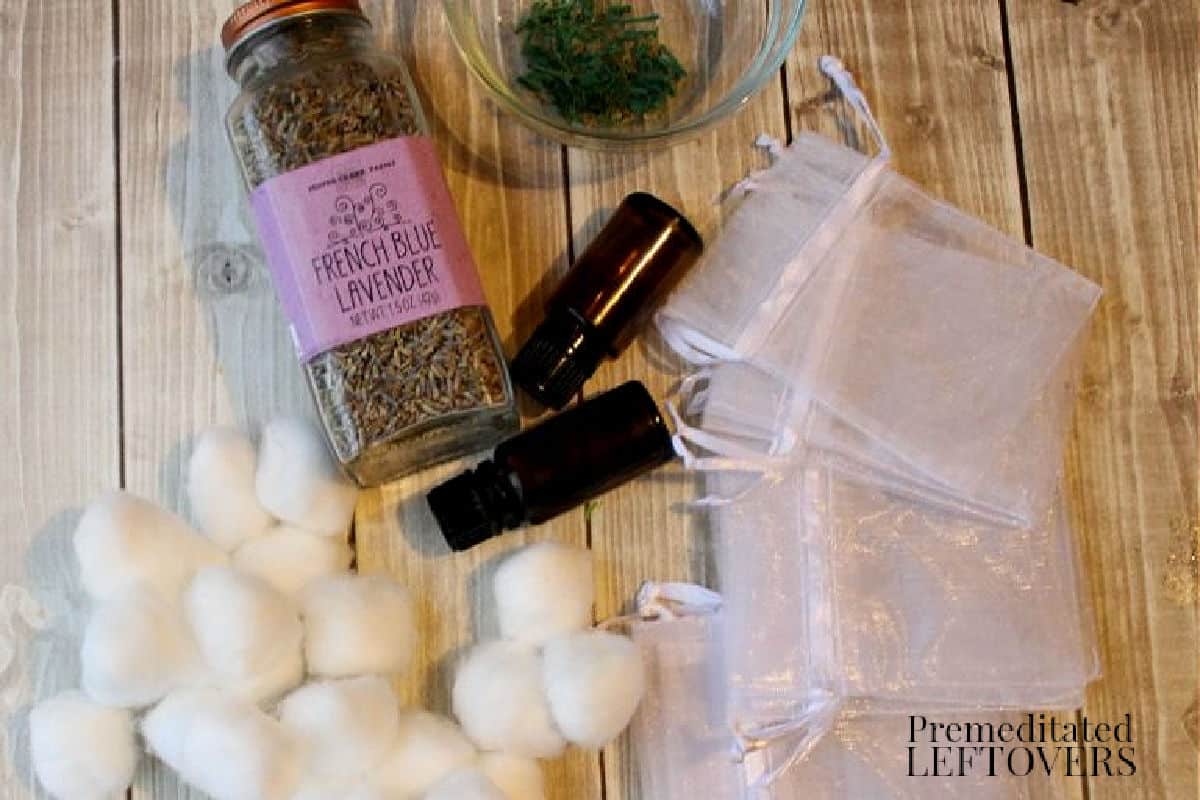 items needed to make homemade moth repellent