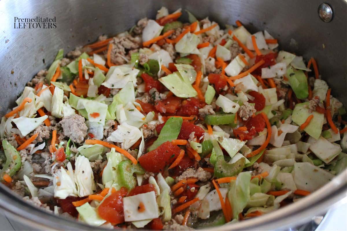 Cabbage Roll Soup with Turkey and Tomatoes