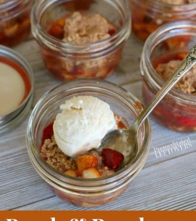 peach and raspberry cobbler recipe in mason jars