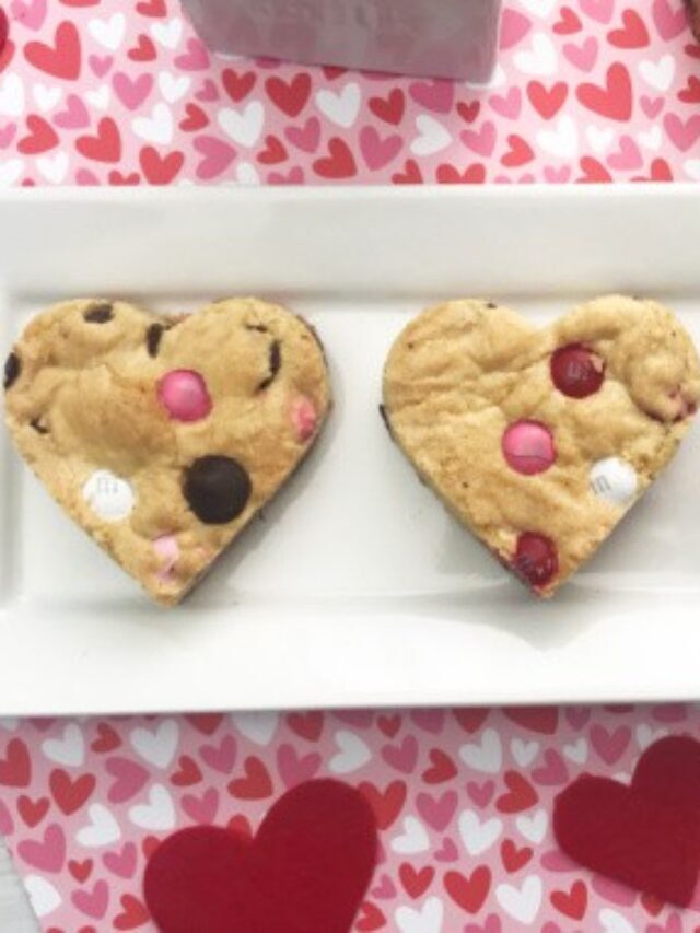 Amazing Valentine’s Day Heart Chocolate Chip Cookie Bars Story