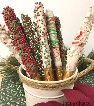 cropped-christmas-pretzel-rods-recipe-in-a-cup.jpg