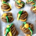 drizzled candy melt on pretzel rolo