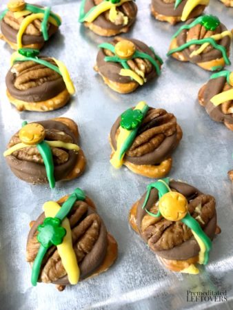 St. Patrick’s Day Rolo Pretzel Turtles Recipe - A Fun Dessert Idea
